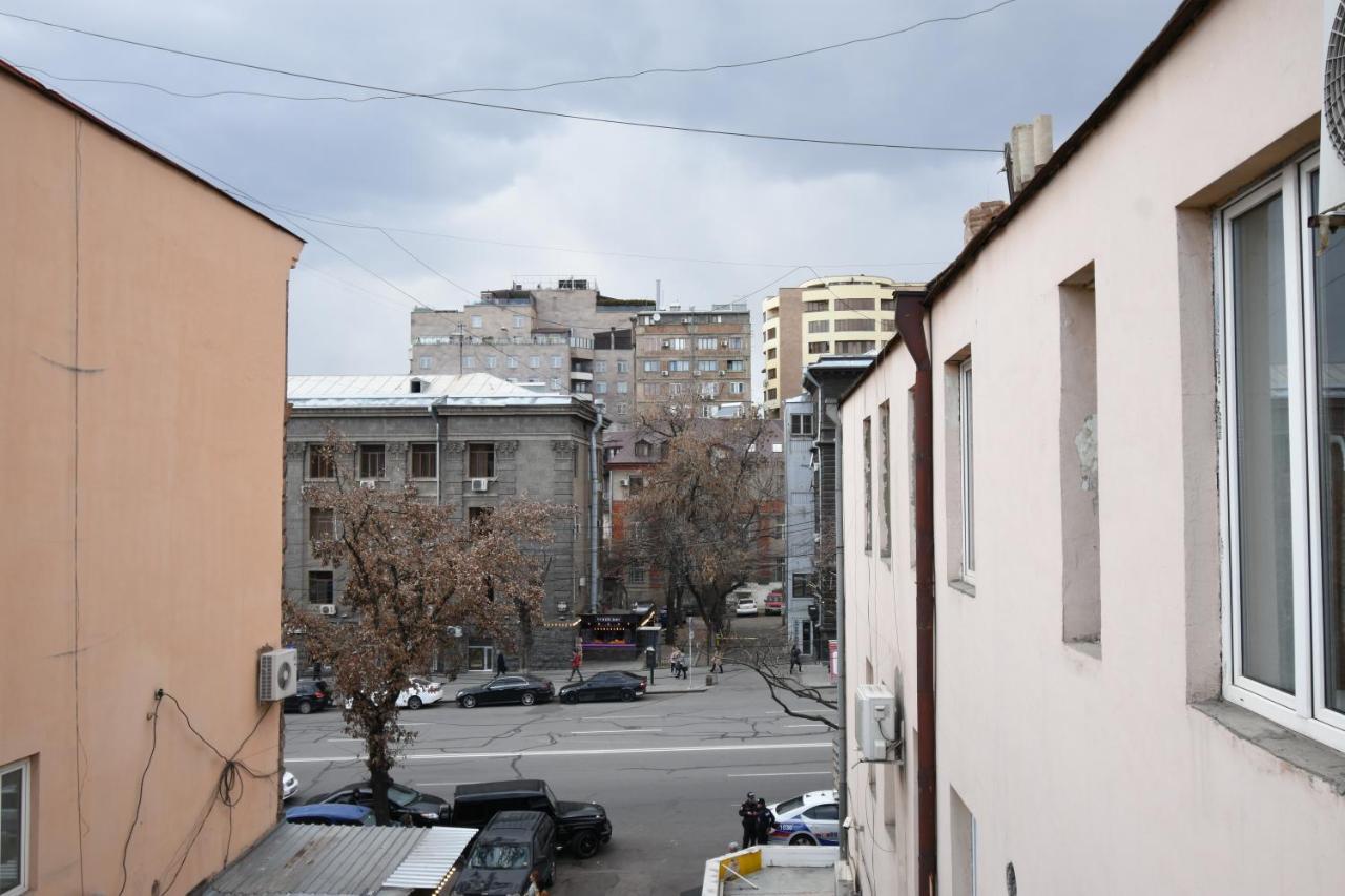 Galaxy Inn Luxury Hostel In Center Yerevan Luaran gambar