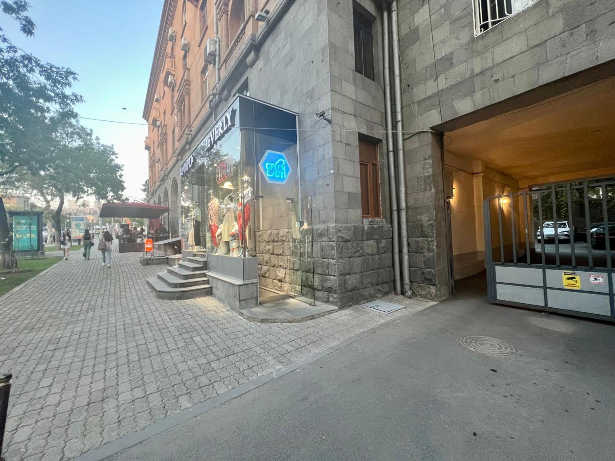 Galaxy Inn Luxury Hostel In Center Yerevan Luaran gambar